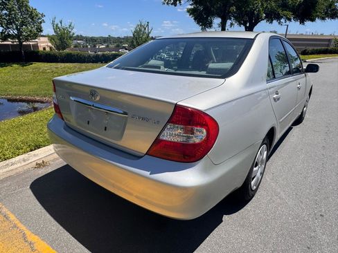 Used 2002 Toyota Camry XLE FWD image 40