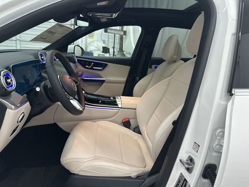 Used 2026 Mercedes-Benz GLC 300 image 20