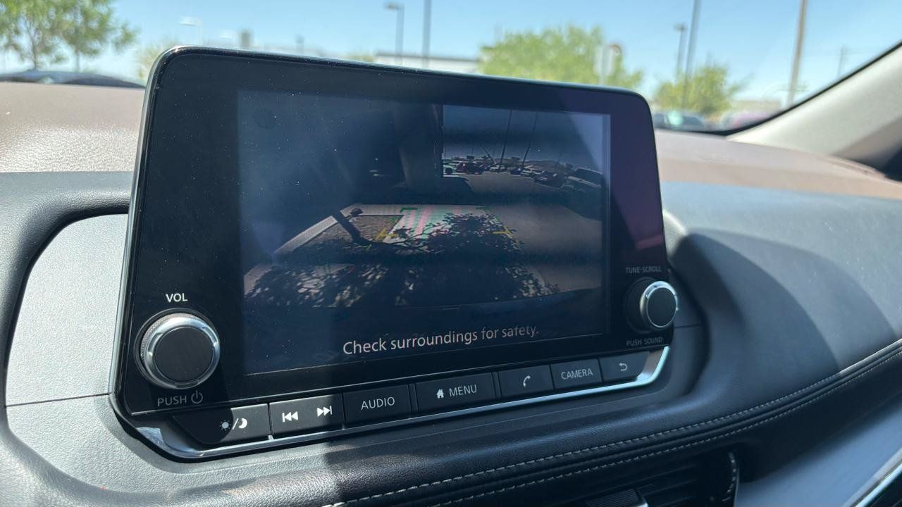 Used 2022 Nissan Rogue SV FWD image 21
