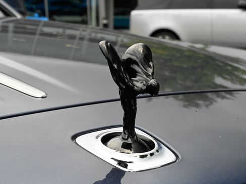 Used 2018 Rolls-Royce Ghost RWD image 65