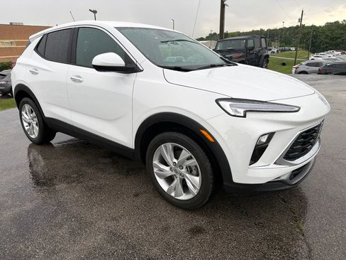 Used 2026 Buick Encore GX Preferred w/ Comfort Package FWD image 2