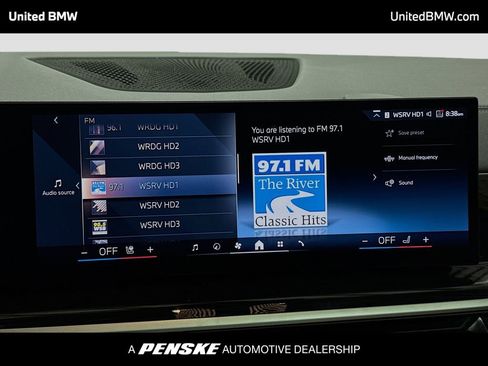 Used 2024 BMW X6 xDrive40i w/ Parking Assistance Package image 8