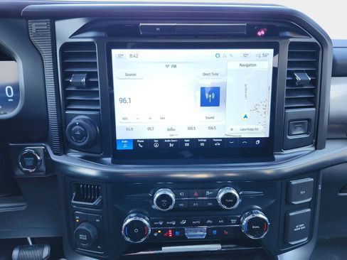 Used 2025 Ford F150 Lariat w/ Equipment Group 502A High AWD/4WD image 13