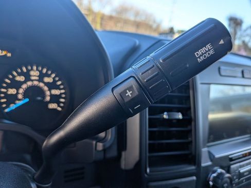 Used 2018 Ford F150 XL w/ Equipment Group 101A Mid image 17