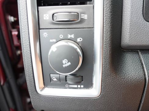 Used 2019 RAM 1500 Warlock w/ Electronics Group AWD/4WD image 17