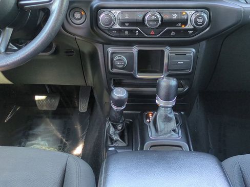 Used 2022 Jeep Wrangler Unlimited Sport AWD/4WD image 20