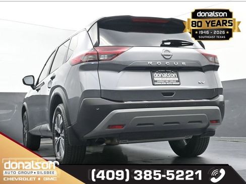 Used 2023 Nissan Rogue SV image 17