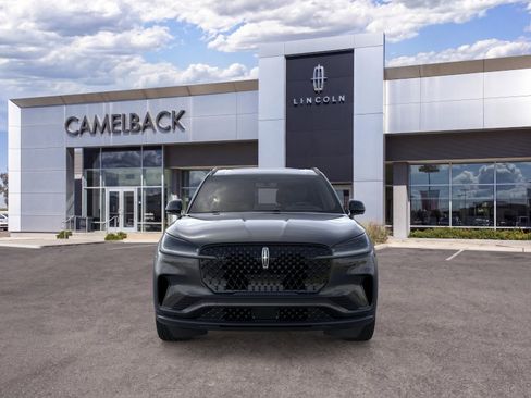 New 2026 Lincoln Aviator AWD w/ Jet Appearance Package image 30