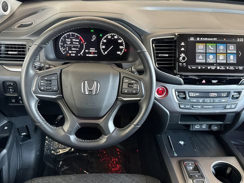 Certified 2024 Honda Ridgeline Sport image 18
