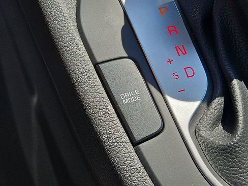 Certified 2023 Kia Forte LXS FWD image 23
