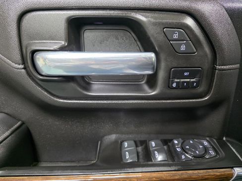 Used 2021 Chevrolet Silverado 3500 High Country w/ Z71 Off-Road Package AWD/4WD image 19