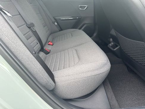 New 2025 Kia K4 EX image 15