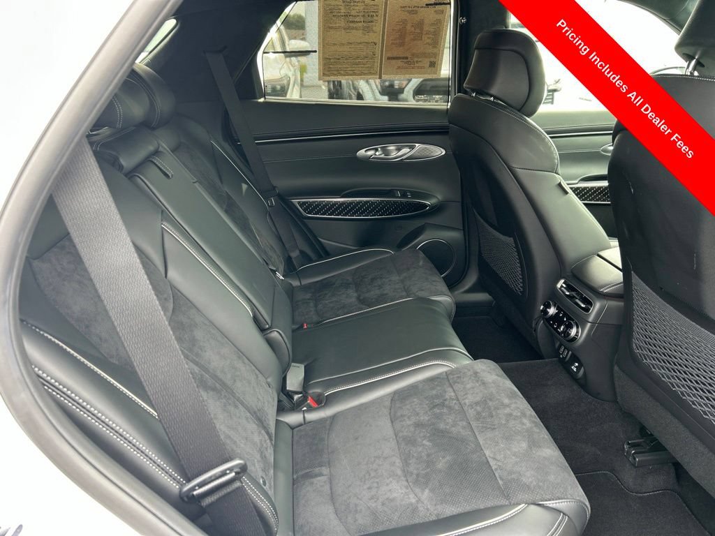 Used 2022 Genesis GV70 3.5T Sport w/ Sport Prestige Package AWD/4WD image 25