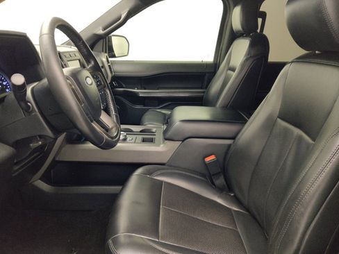 Used 2020 Ford Expedition XLT w/ Equipment Group 201A RWD image 17