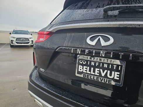 New 2025 INFINITI QX50 Pure image 15