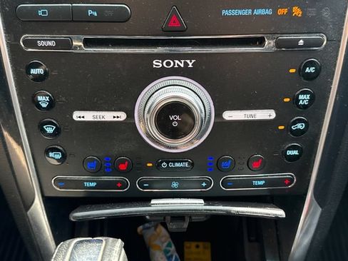 Used 2016 Ford Explorer Sport w/ Equipment Group 401A AWD/4WD image 33
