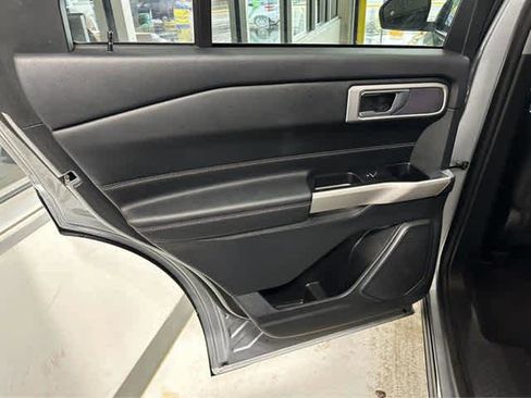 Used 2023 Ford Explorer XLT w/ Equipment Group 202A image 28