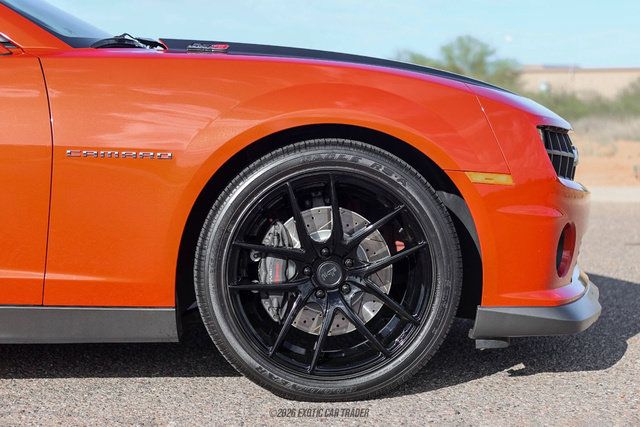 Used 2010 Chevrolet Camaro SS RWD image 11