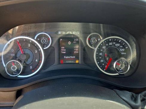 Used 2025 RAM 2500 Big Horn AWD/4WD image 11