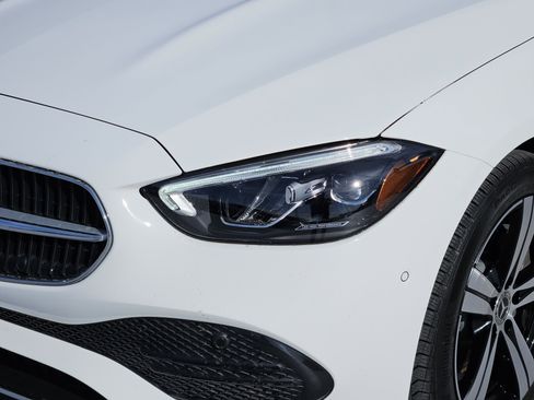 Certified 2025 Mercedes-Benz C 300 Sedan image 9