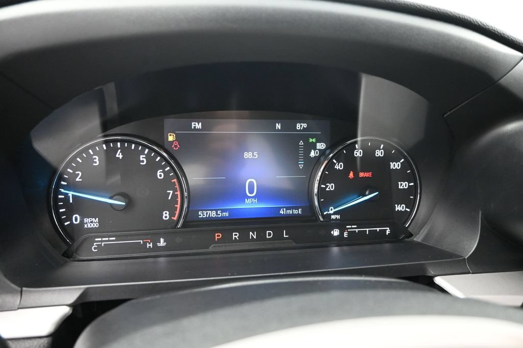 Used 2023 Ford Explorer XLT w/ Equipment Group 202A AWD/4WD image 6