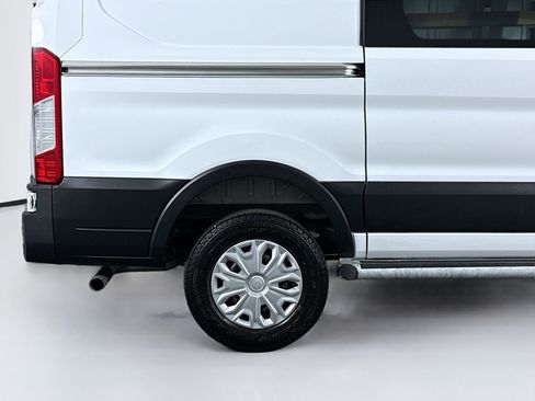 Used 2025 Ford Transit 250 Low Roof w/ Exterior Upgrade Package RWD image 42