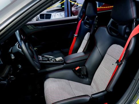 Used 2023 Porsche 911 GT3 RWD image 27