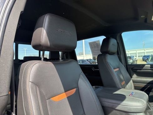Used 2024 GMC Sierra 2500 AT4 w/ Technology Package image 57