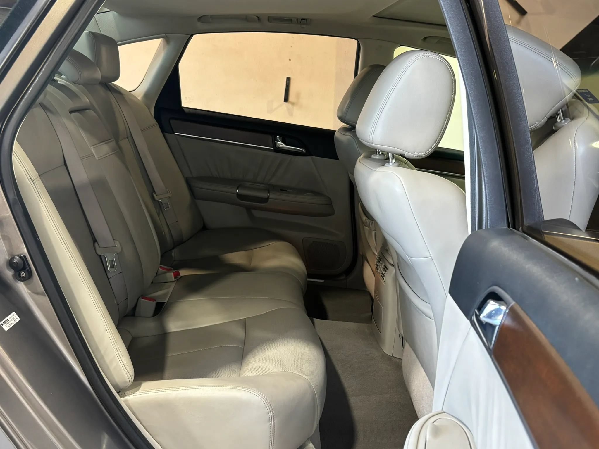 Used 2008 INFINITI M35 w/ Technology Pkg RWD image 11