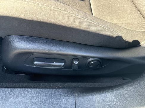 Used 2025 Honda Accord Sport image 18