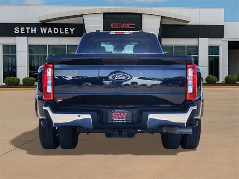 Used 2023 Ford F350 XLT image 6