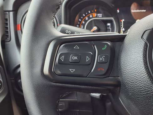 Used 2025 Jeep Gladiator Rubicon AWD/4WD image 25