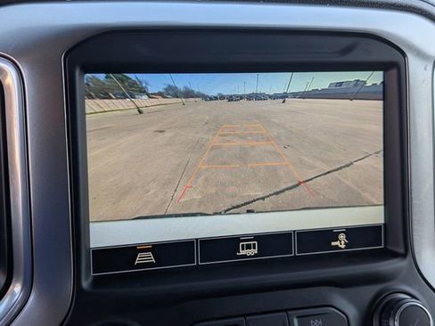 Used 2021 Chevrolet Silverado 1500 LT w/ All Star Edition Plus image 17