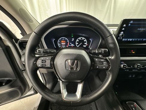 Used 2023 Honda Pilot Touring image 23