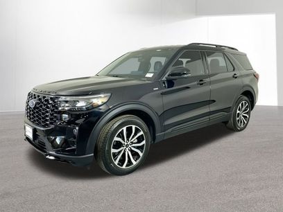 Used 2025 Ford Explorer ST-Line