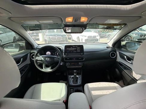 Used 2023 Hyundai Kona Limited AWD/4WD image 21