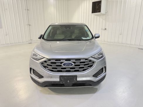 Used 2021 Ford Edge Titanium FWD image 11