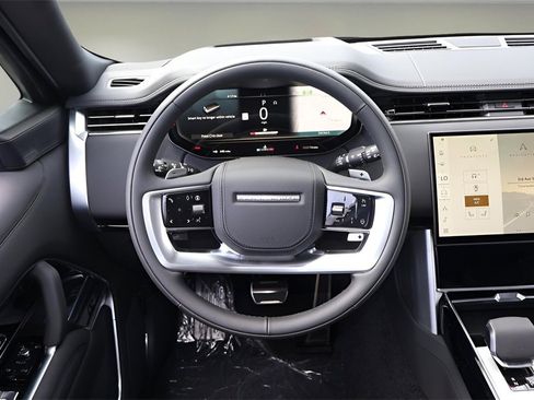 New 2025 Land Rover Range Rover SE image 15