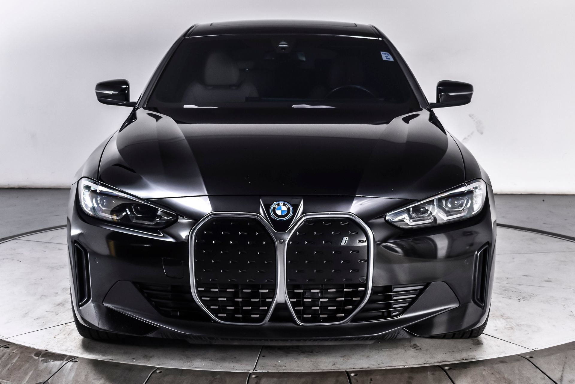 Used 2023 BMW i4 eDrive35 w/ Premium Package RWD image 8