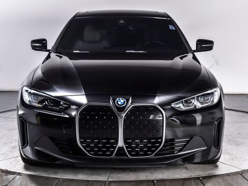 Used 2023 BMW i4 eDrive35 w/ Premium Package RWD image 8