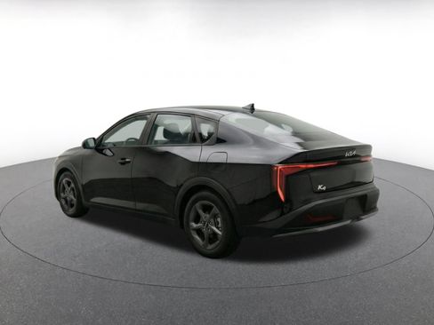 Used 2025 Kia K4 FWD image 7