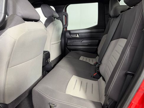 Used 2025 Toyota Tacoma TRD Sport image 24