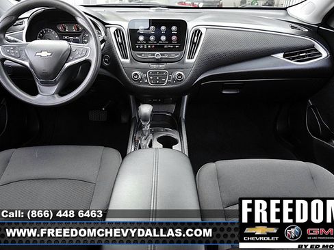 Used 2025 Chevrolet Malibu LT FWD image 7