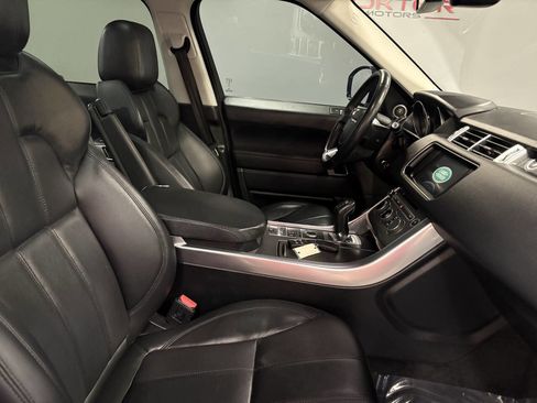 Used 2016 Land Rover Range Rover Sport SE image 20