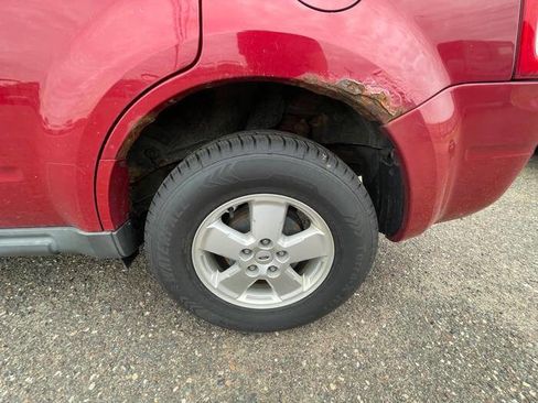 Used 2010 Ford Escape XLT AWD/4WD image 14