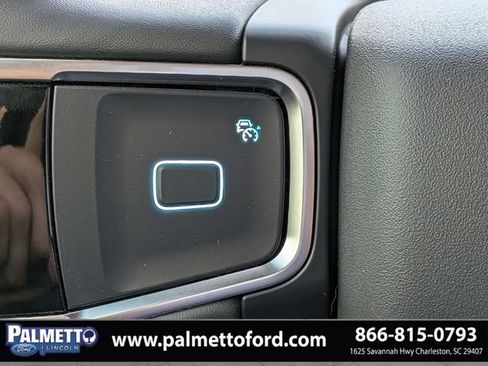 Used 2025 Ford Expedition Active RWD image 23