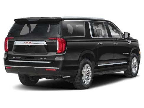 Used 2021 GMC Yukon XL SLT w/ SLT Luxury Plus Package AWD/4WD image 3