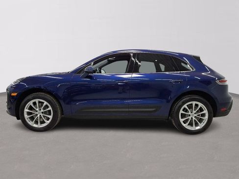Used 2023 Porsche Macan AWD/4WD image 5