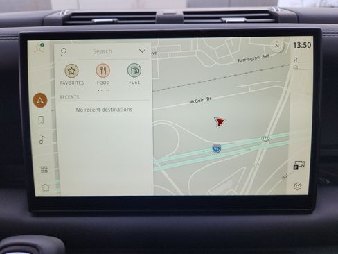 Used 2025 Land Rover Defender 130 S image 19