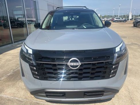 New 2026 Nissan Pathfinder Platinum AWD/4WD image 6